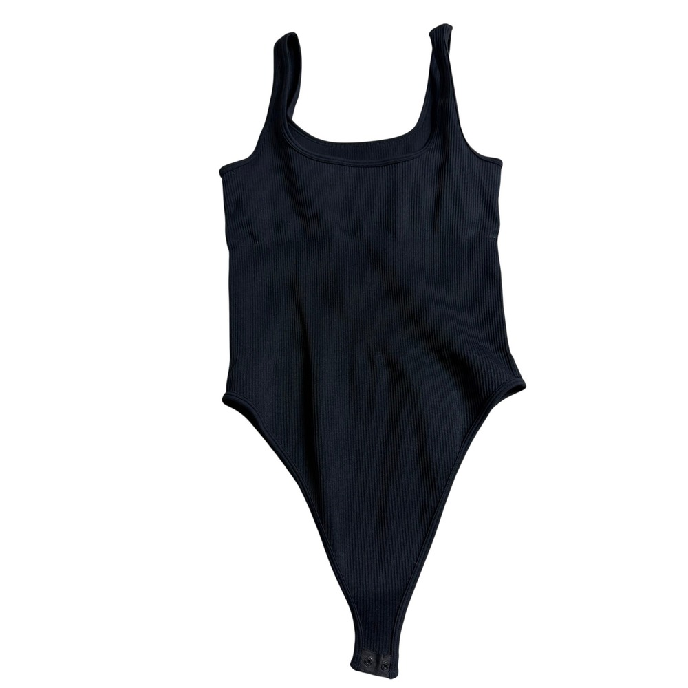 OQQ Womens Ribbed Knit‎ Bodysuit Black Square Neck Sleeveless Thong Snap Size M